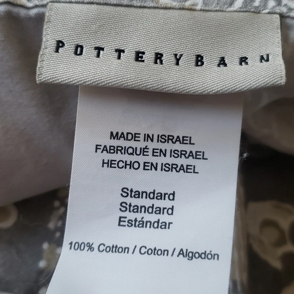 Pottery Barn NWOT Jacquelyn Medallion Sateen Standard Pillow Shams Set of 2